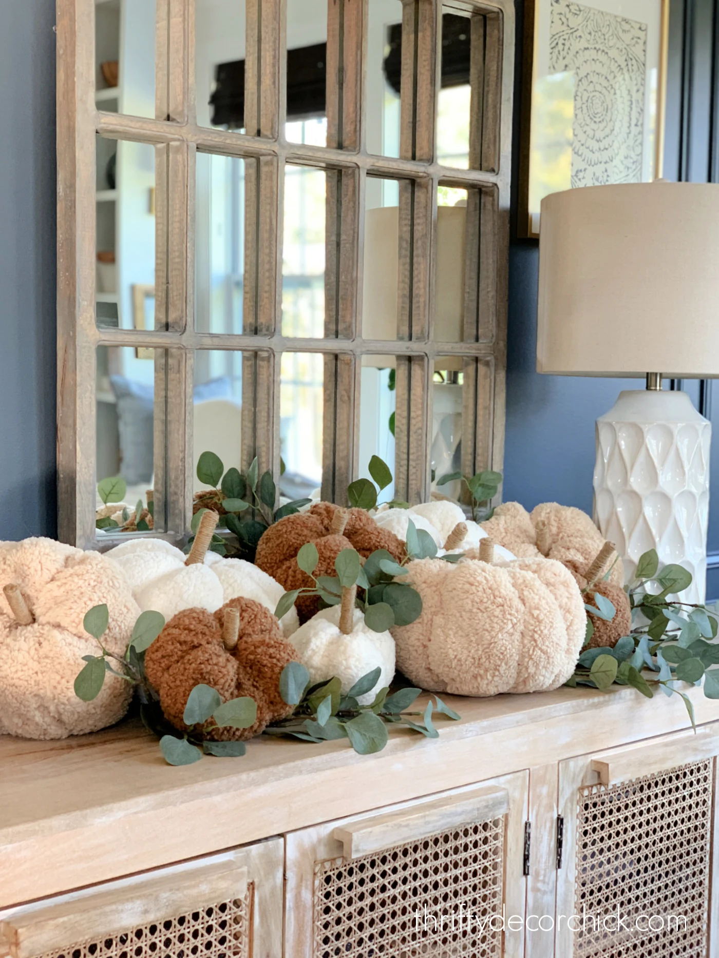 easy fluffy pumpkin pillow